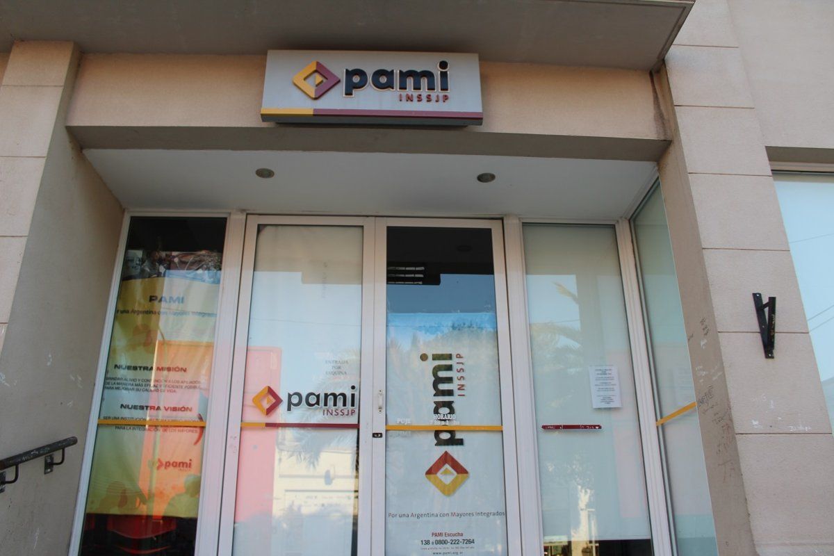 El viernes comienza el pago de los $1.600 para afiliados que recibían bolsones de comida