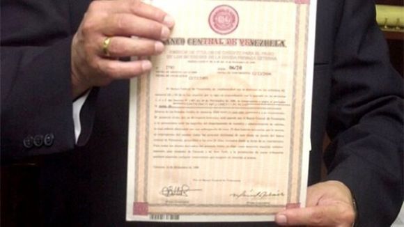 Lío por bonos de Pdvsa no cesa: oposición asegura que no son válidos y esta es la razón