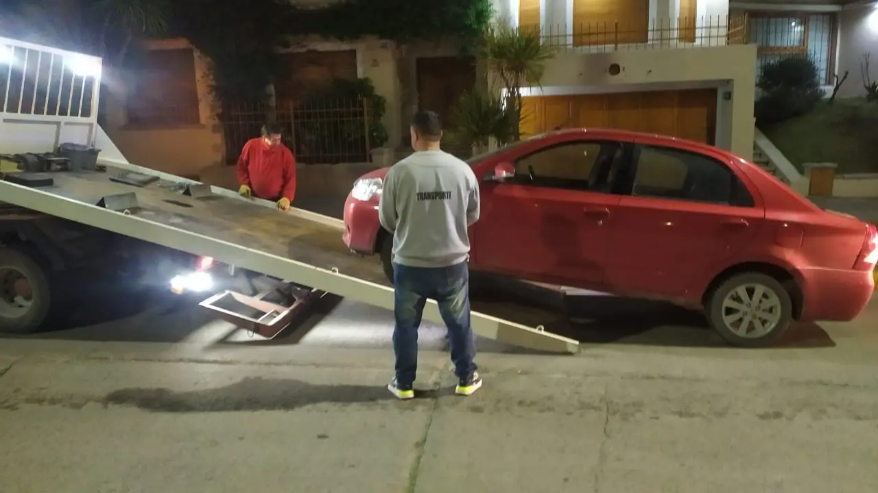 El momento en que es cargado al remolque