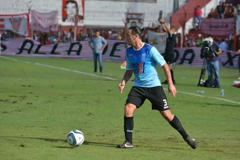 Alvarado también tiene a Nahuel Santos