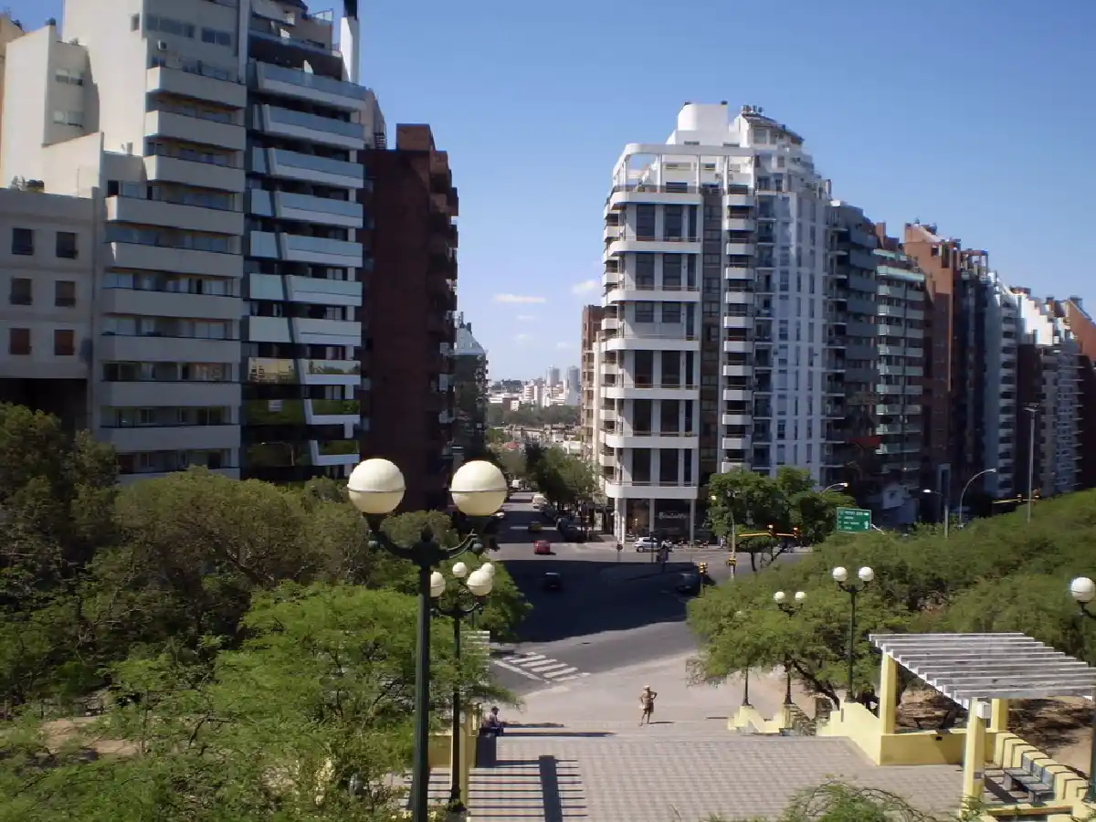Comienza a restablecerse el servicio de agua en Córdoba luego de 36 horas de corte