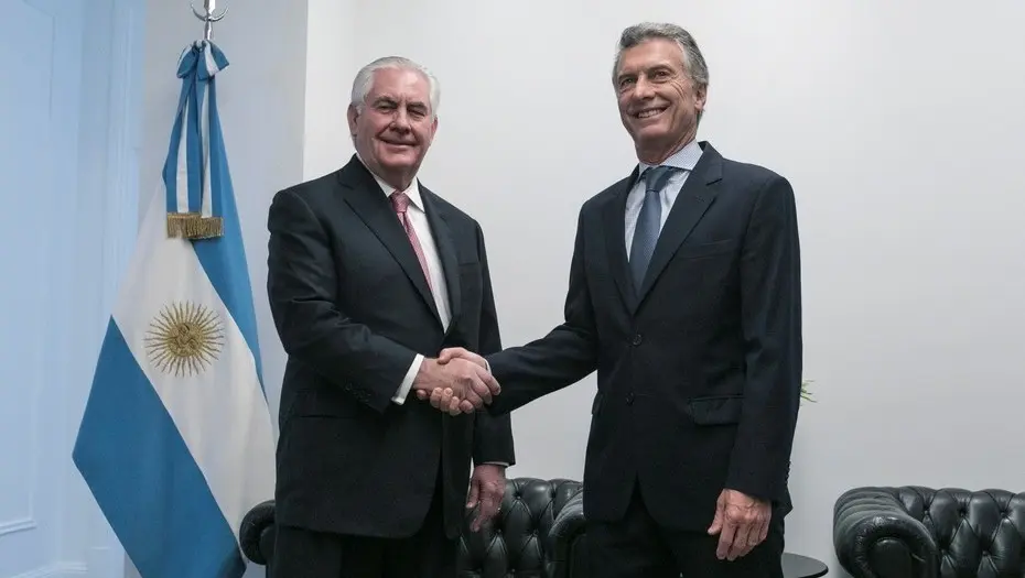 Macri recibió a Tillerson en Olivos