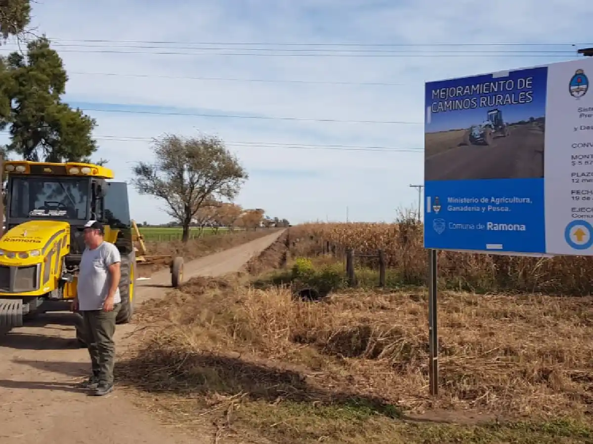 Se ejecutarán unos 5000 metros de mejorado con ripio en la zona rural del pueblo. 