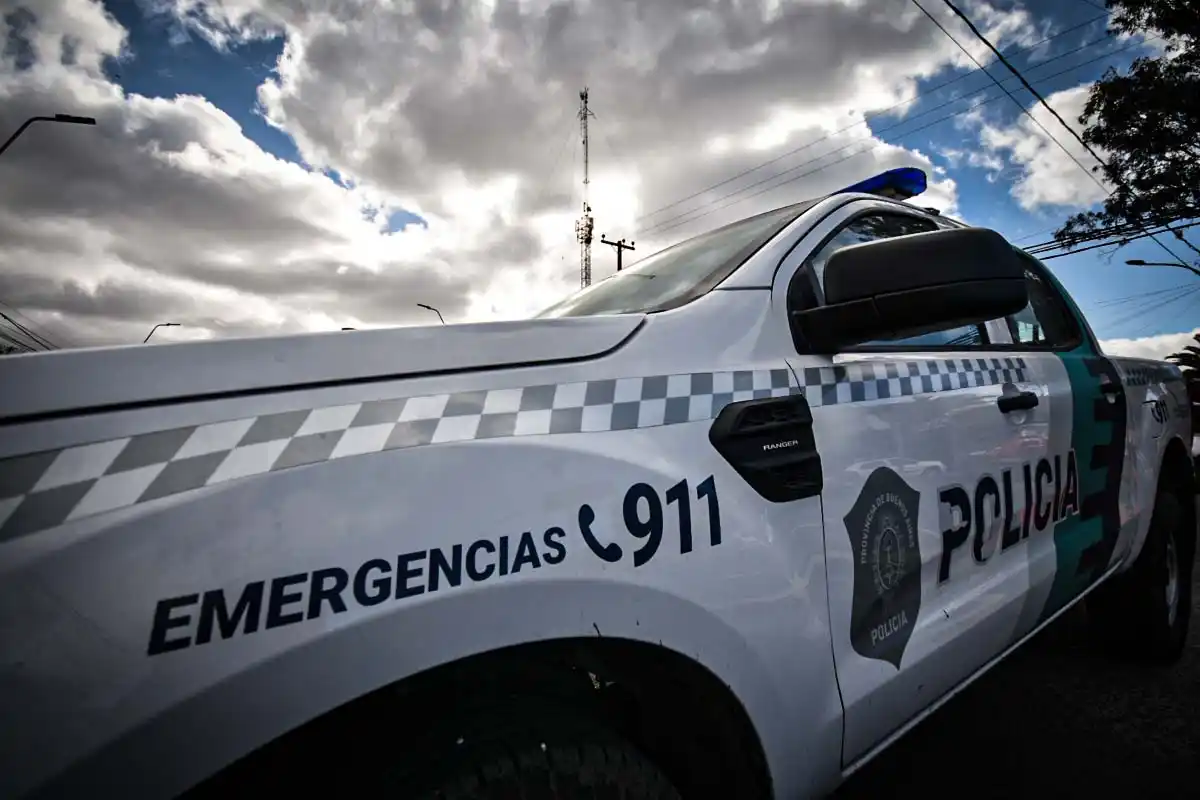 Una mujer de 38 años fue asesinada a golpes en el rostro y apuñalada delante de su bebé de dos semanas en Vicente López