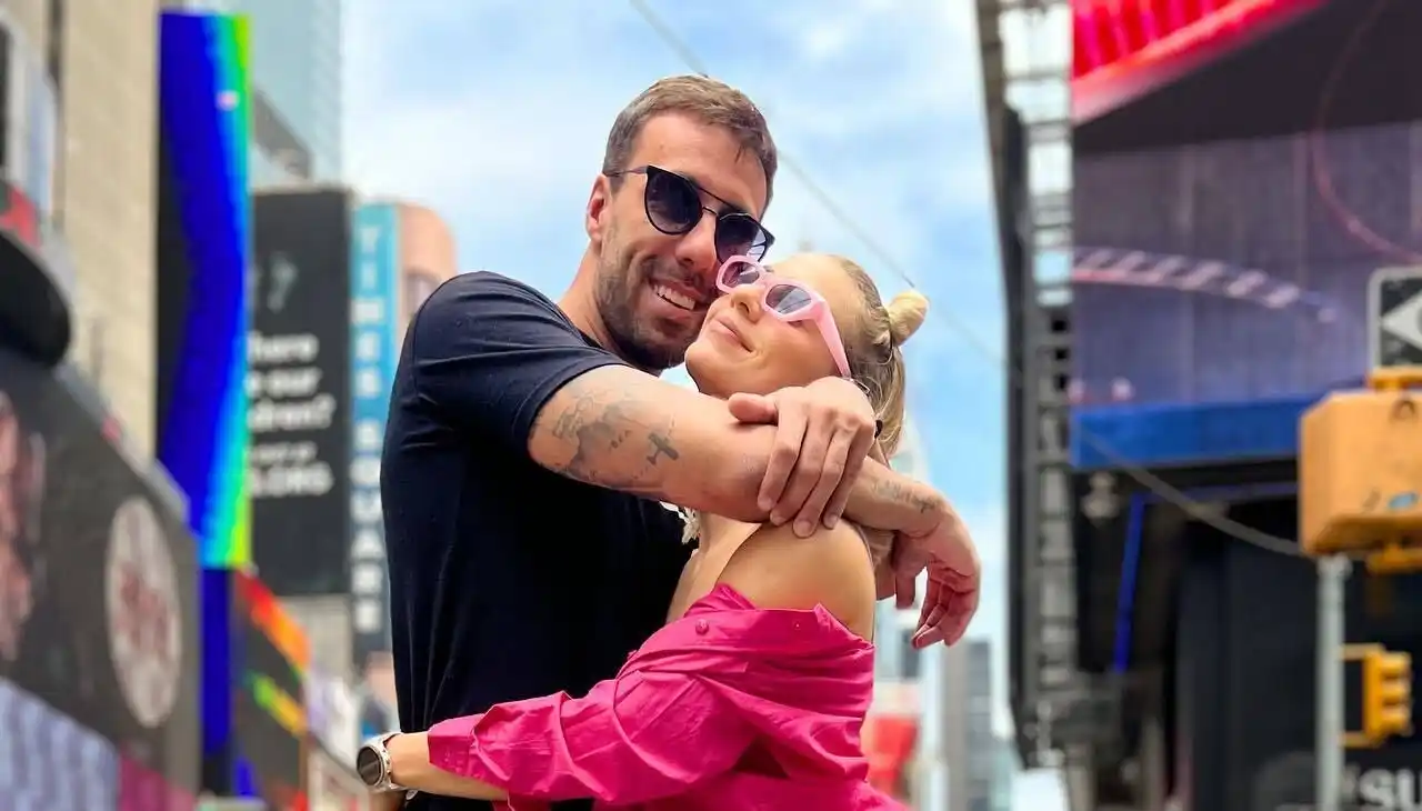 Juli Puente fue sorprendida por su novio: le pidió matrimonio mientras volaban por Nueva York