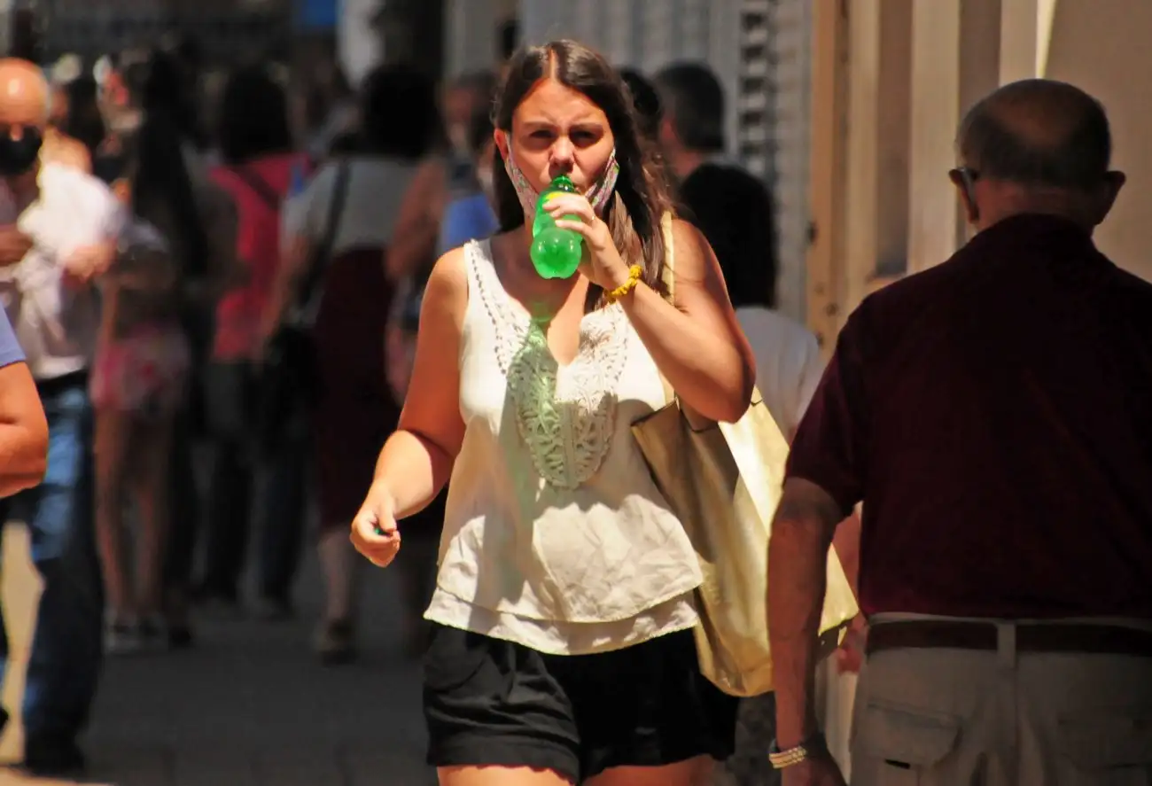 Domingo con 35 grados de máxima, lunes con máxima de 36 grados