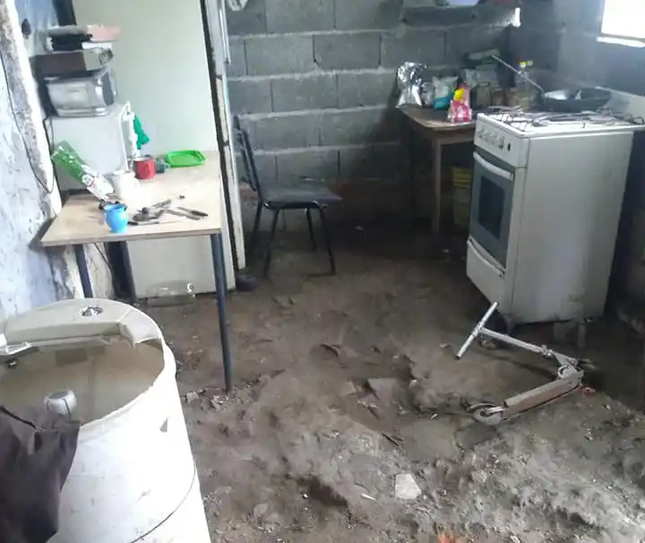 Vecino del barrio La Movediza necesita ayuda para él y su hijo de 5 años