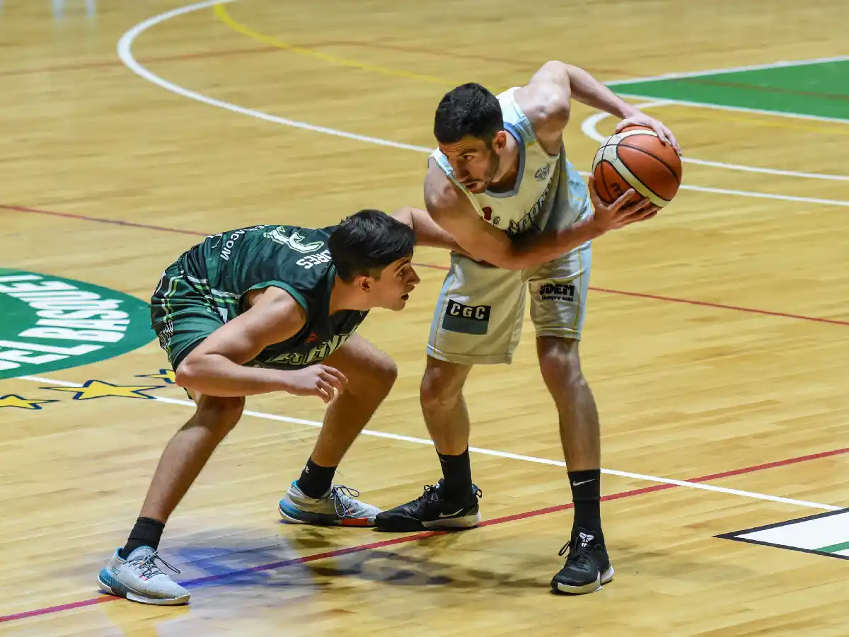 Atenas sufrió una nueva derrota en la Liga Nacional