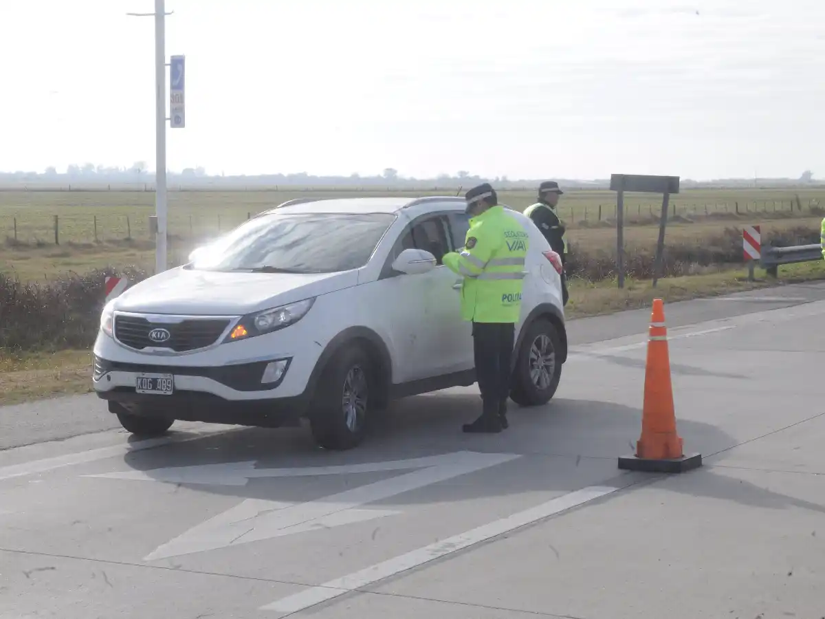 Policía de Seguridad Vial realizó  controles en la autovía 19  