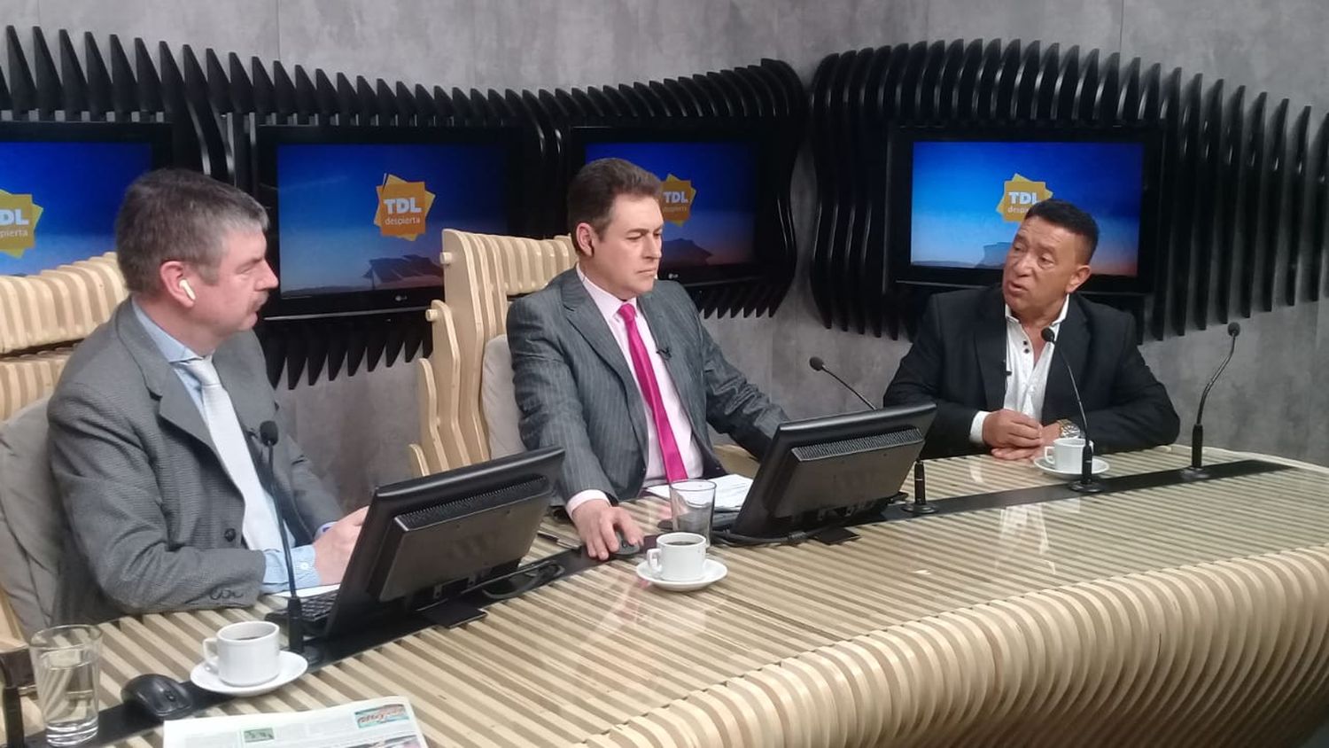Raul Escudero en el desayuno de Tandil Despierta