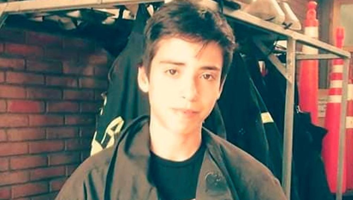 Inauguraron en Avellaneda el espacio "Joaquín Revainera" en homenaje a un joven Bombero fallecido en funciones