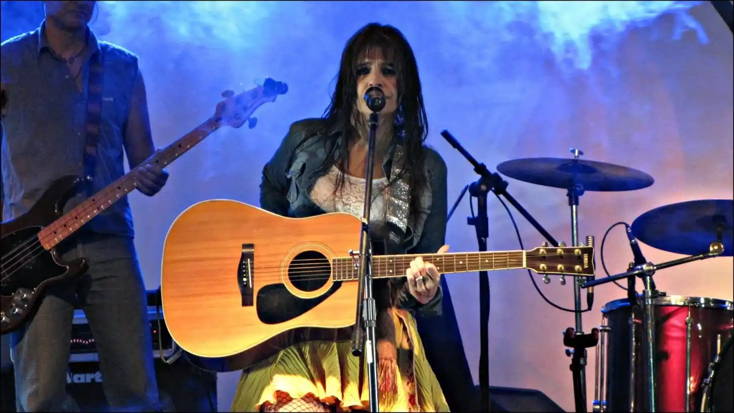 Show gratuito de Fabiana Cantilo en San Bernardo