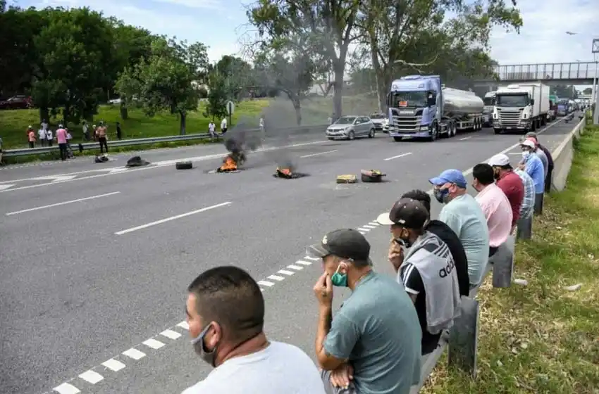 La propuesta del Gobierno de Santa Fe para terminar con el conflicto pesquero