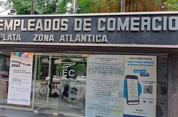 Un alimento no perecedero por un corte de pelo: novedosa colecta solidaria de Empleados de Comercio