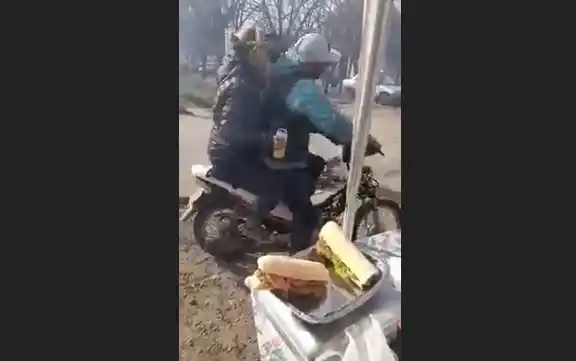 Insólito: Denuncian a una banda de "roba sanguches" que ataca parrillas en la zona de José C.Paz y Moreno 