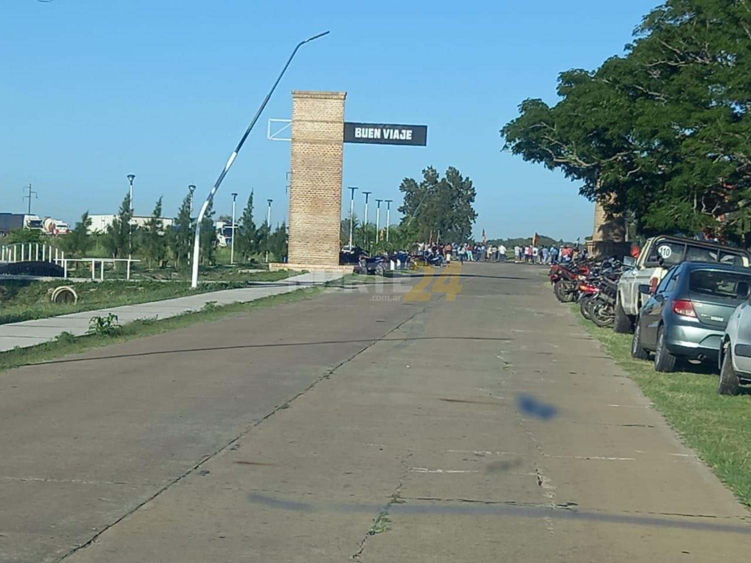 Organizaciones sociales cortan la Ruta 11 a la altura de Tacuarendí