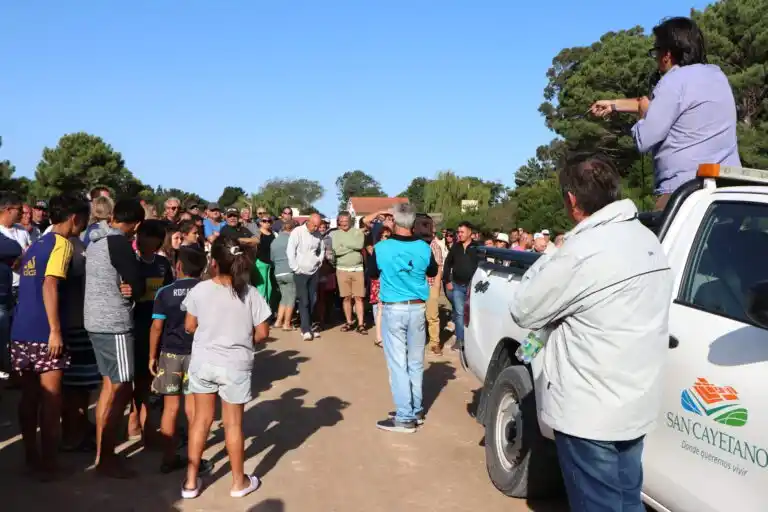 ¿Quién da más?: Gargaglione recaudó $98 millones para el municipio al subastar terrenos en San Cayetano