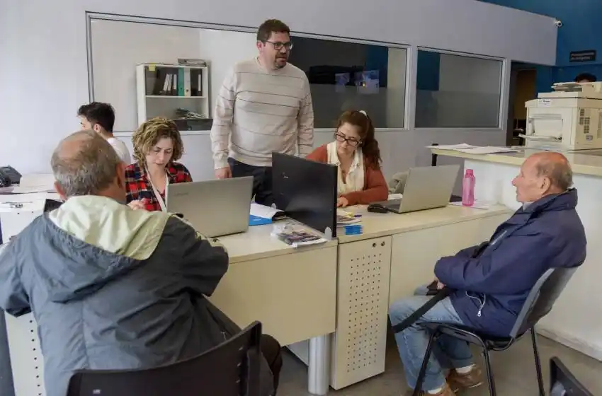 Comenzó la segunda entrega de tablets del Programa + Simple