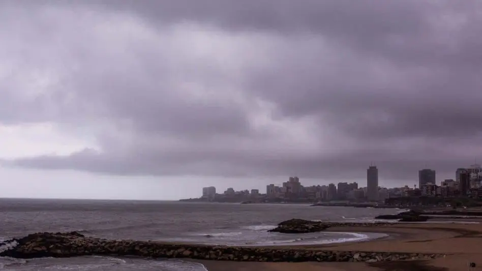 Continúa el mal tiempo en Mar del Plata: precauciones a tener en cuenta
