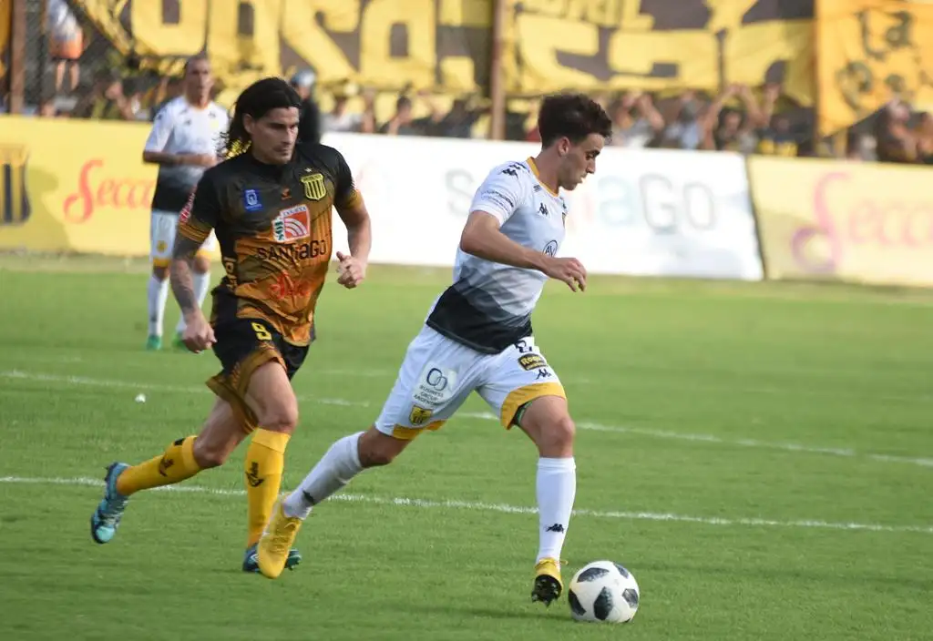 En el ida y vuelta, un buen  empate para Santamarina