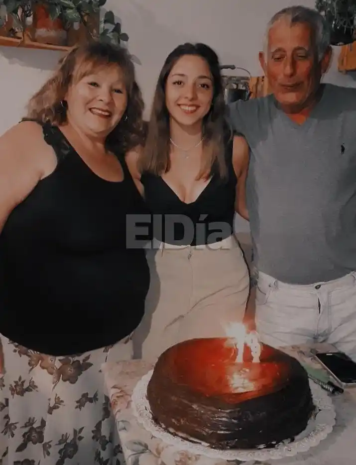 fernanda y su flia adoptiva