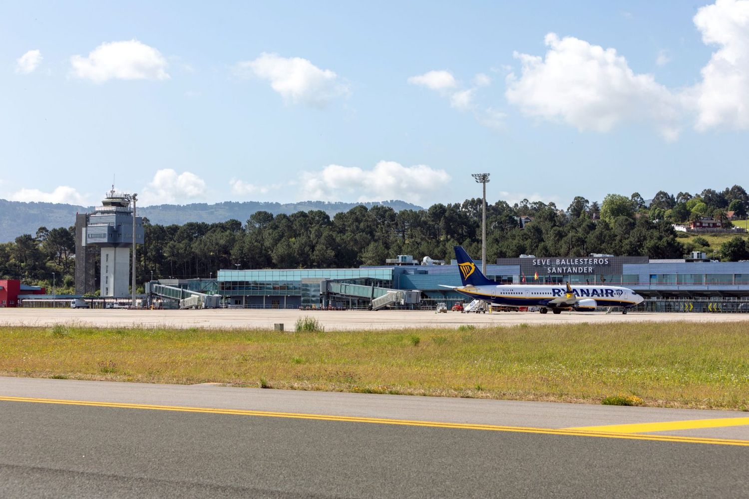 Aeropuertos de Aena suman más de 145 millones de pasajeros hasta mayo