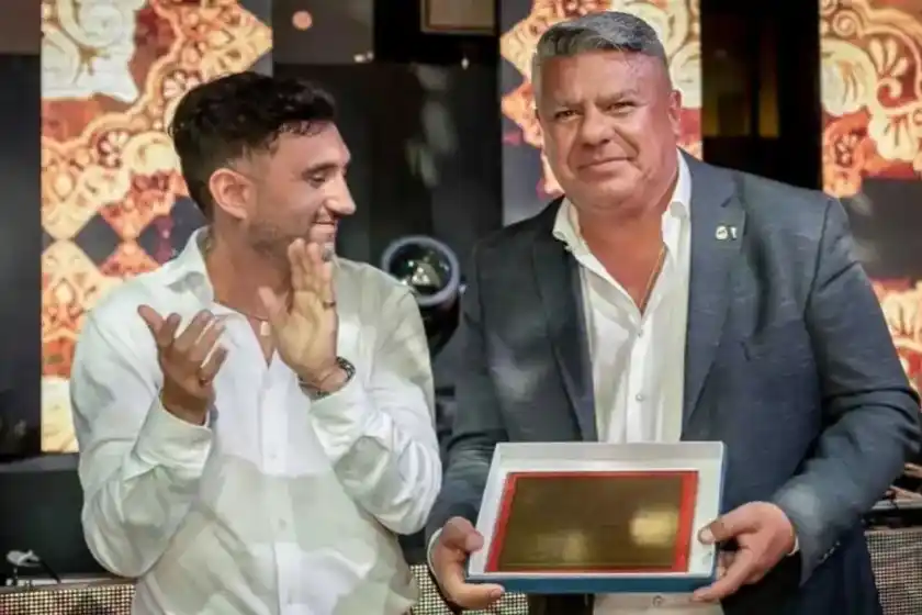 El Gobierno nacional denunció a una financiera cercana a Chiqui Tapia por evasión y lavado de dinero