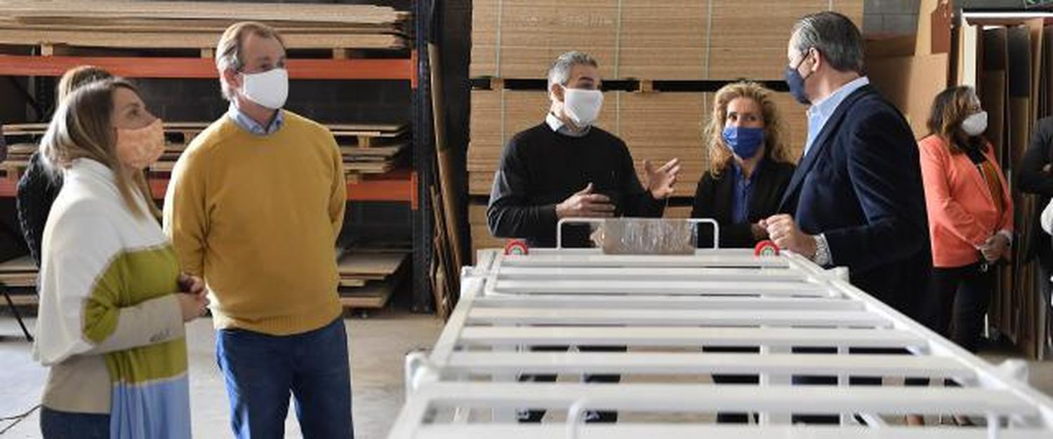El Consejo Empresario donó a la provincia 60 camas para hospitales entrerrianos

