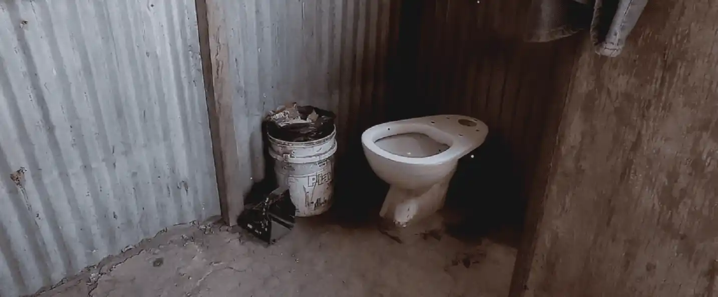 Más de 6,5 millones de personas no acceden a un baño digno en la Argentina