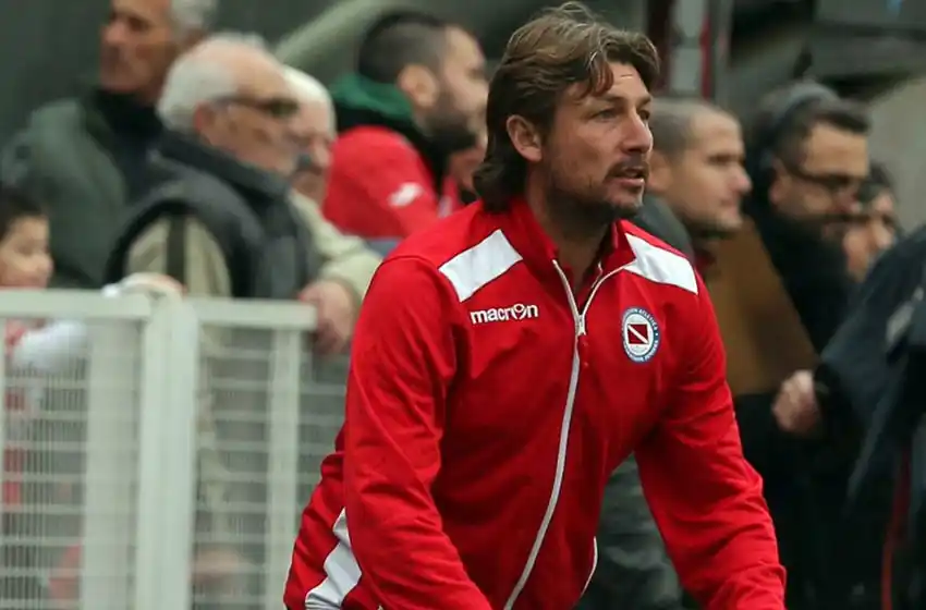 Heinze, nuevo DT de Vélez