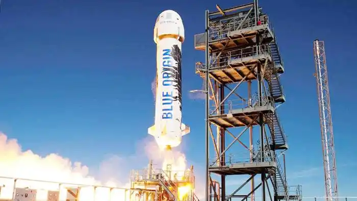 Bezos llegó al espacio y dio una muestra de lo que podría ser la nueva diversión de millonarios