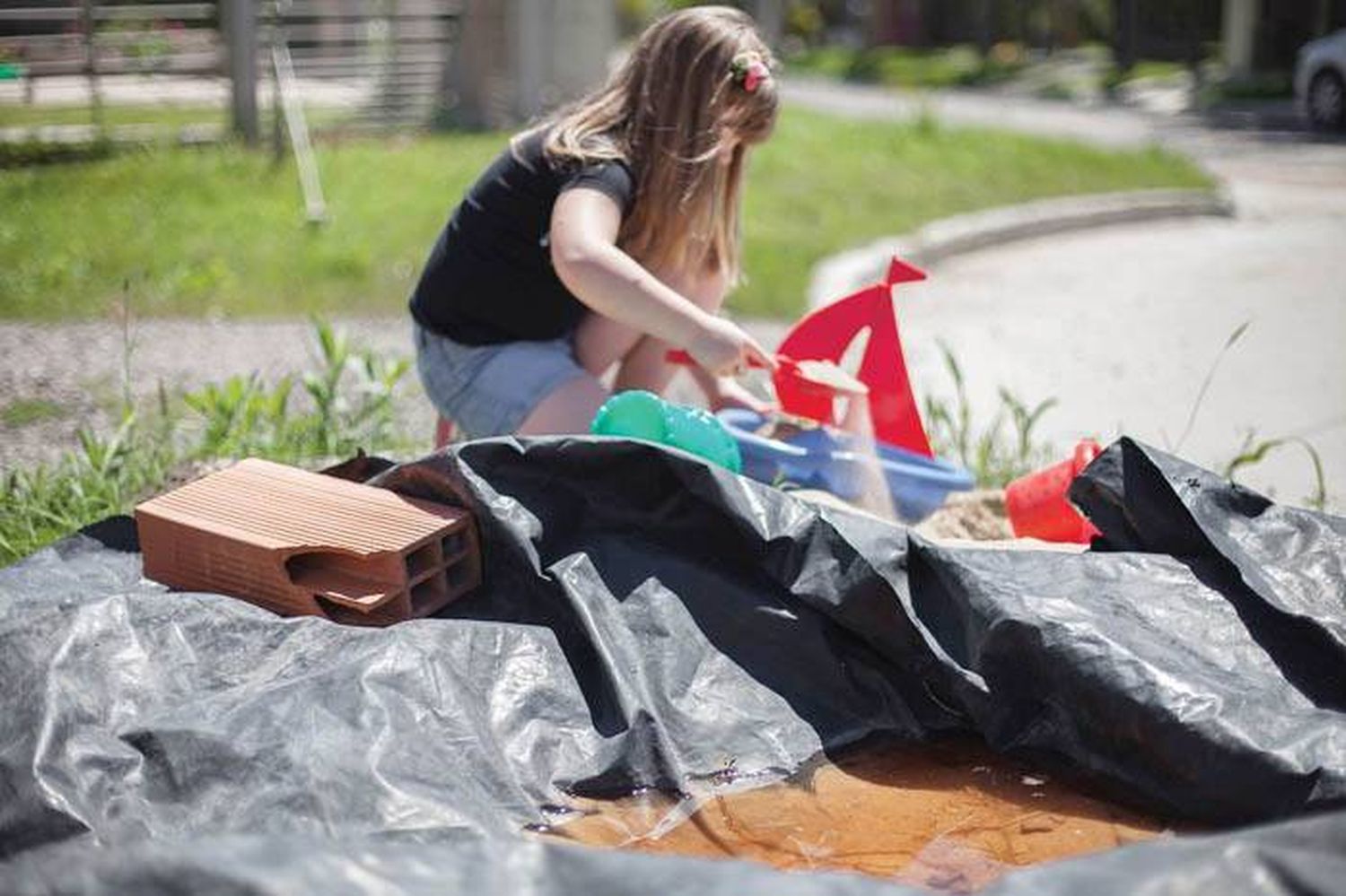 Descacharrizar, la clave en la batalla contra el dengue