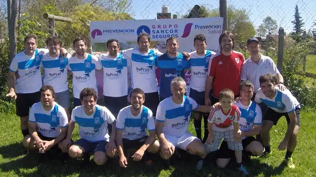Contadores y Aston Birra jugarán la final del Interprofesional