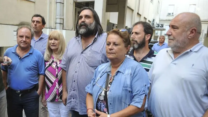 El gobierno bonaerense recibe a los gremios docentes para reanudar la paritaria