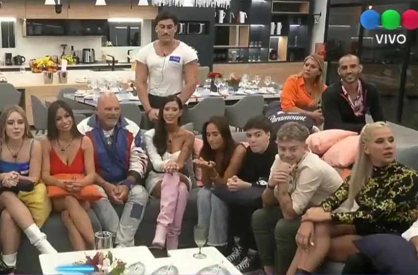 El inesperado pedido sexual de una participante de Gran Hermano a Santiago del Moro