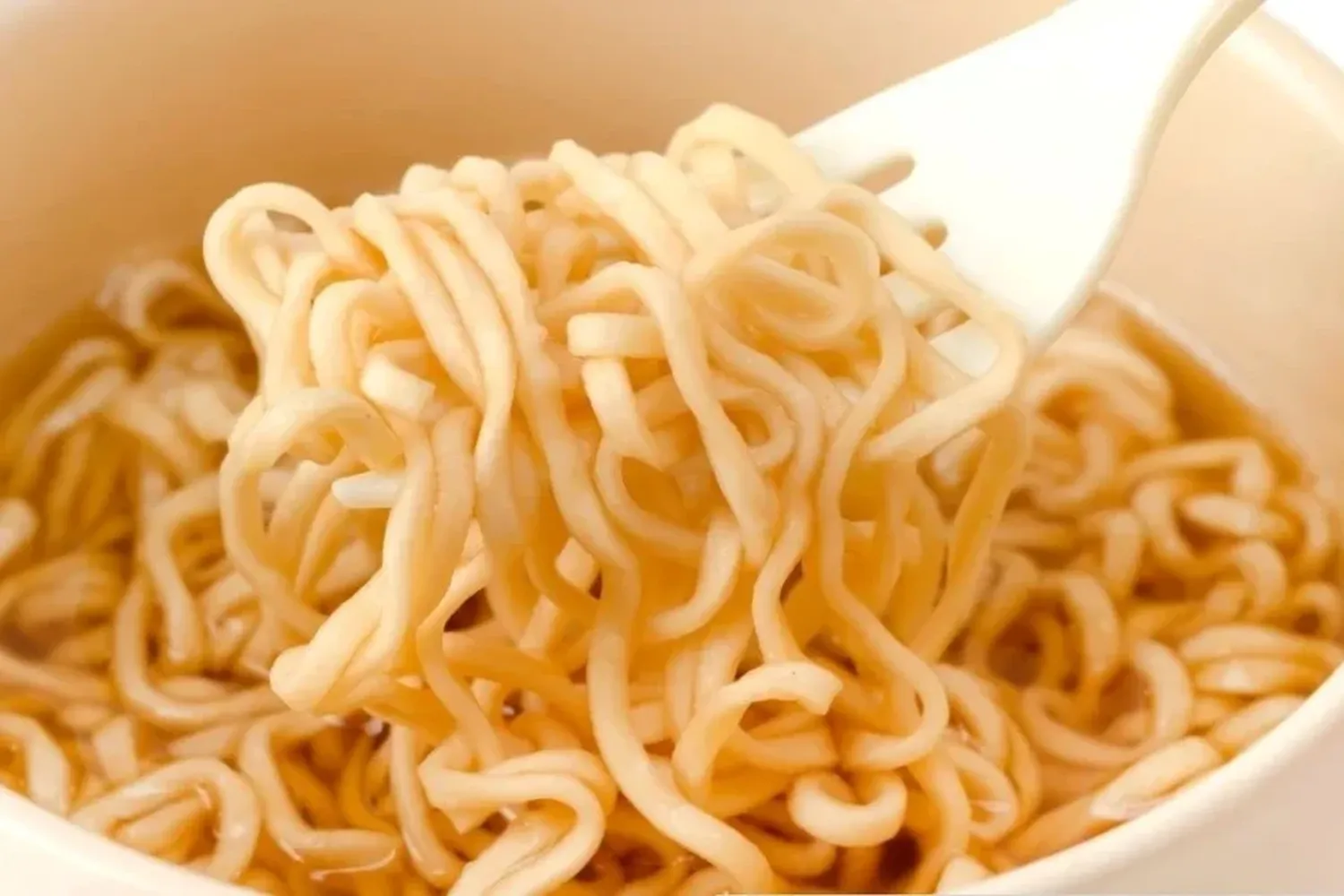 Una marca de fideos "sin TACC" causó una severa reacción a una niña y fue prohibida