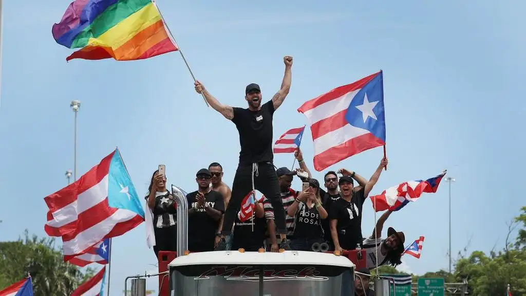 “¿Cuál parte de vete tú no entiendes?”