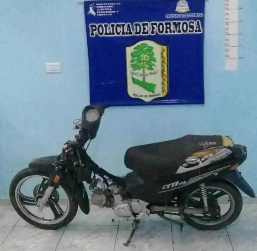 En diferentes procedimientos, recuperan motocicletas robadas, hay tres detenidos