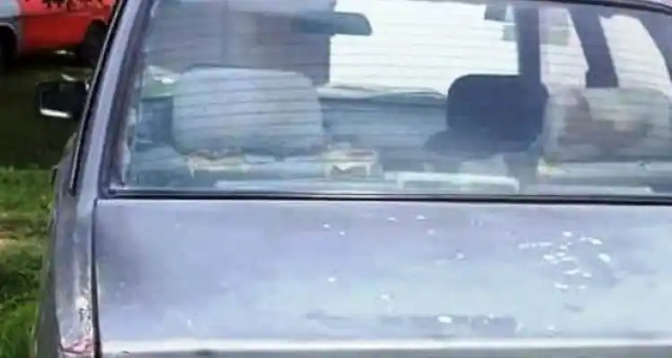 El agenciero trucho que estafó a una mujer con su auto vendió el mismo coche a otro hombre