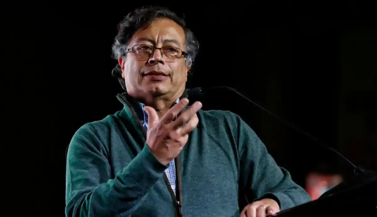 “Si fracaso, las tinieblas arrasarán con todo”: Gustavo Petro 