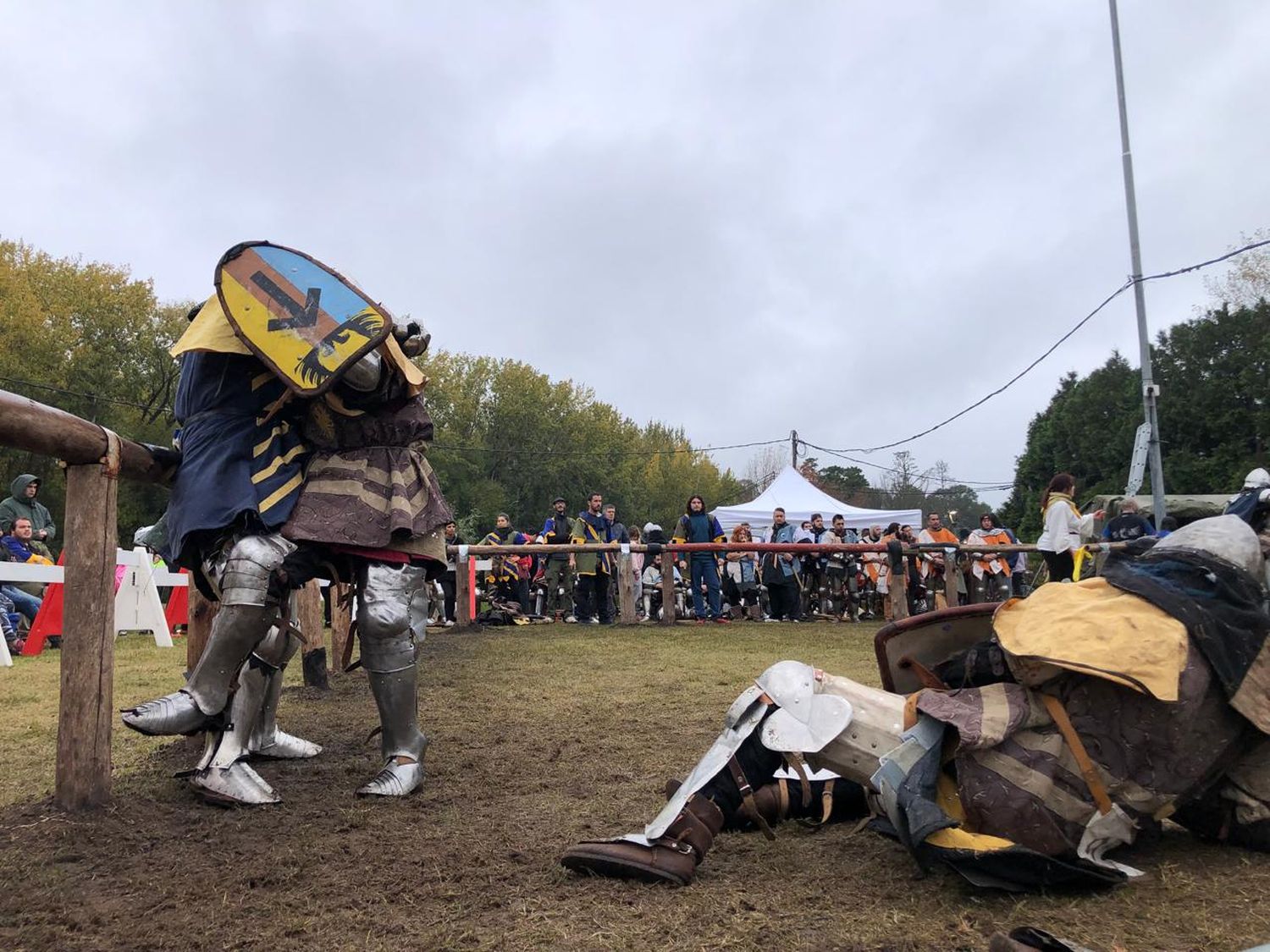 Vibrantes combates medievales se realizaron durante el fin de semana en la Isla del Lago.