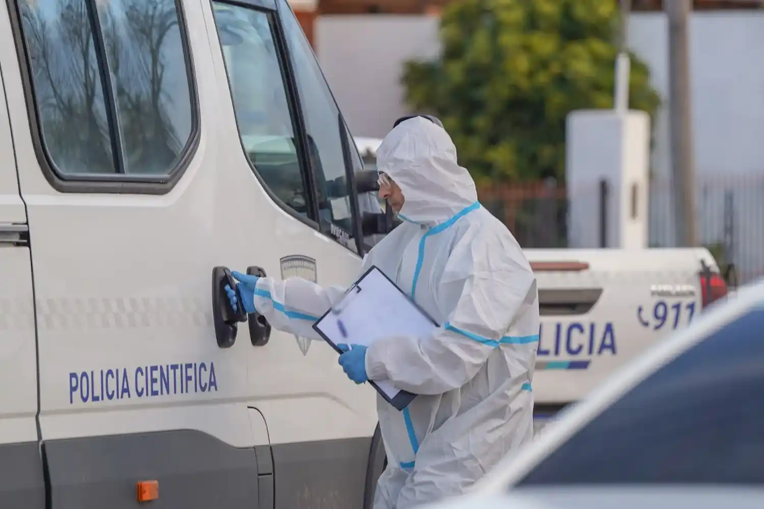 Peritos de Científica realizaron la diligencia de rigor en la sede de la morgue del Hospital Municipal