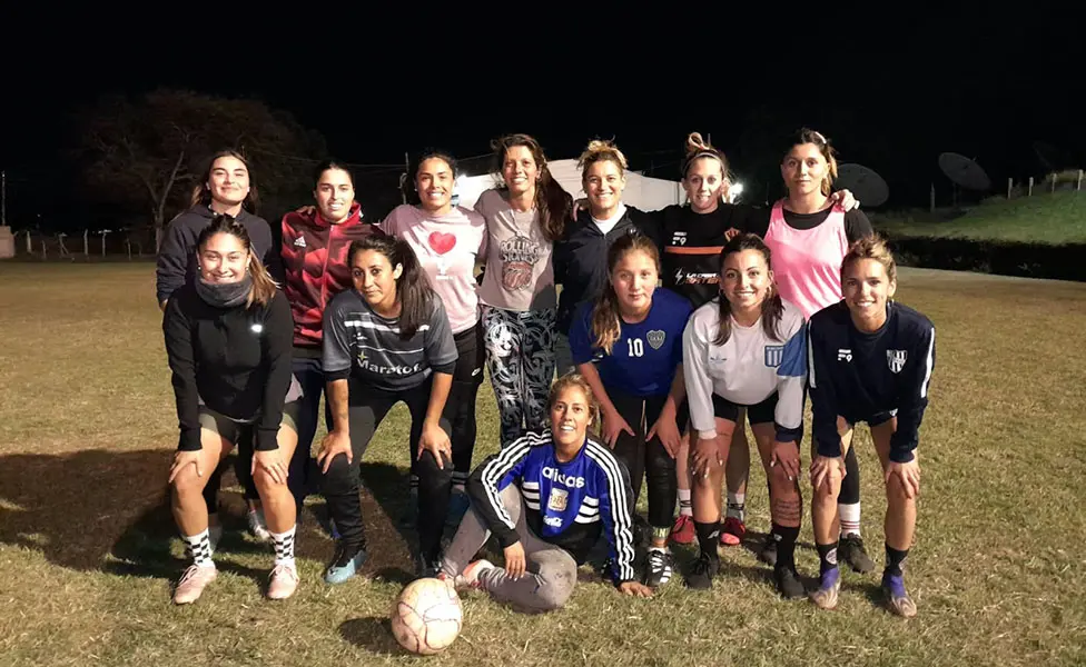 Comenzó la Copa Igual de fútbol femenino y hay dos campeones