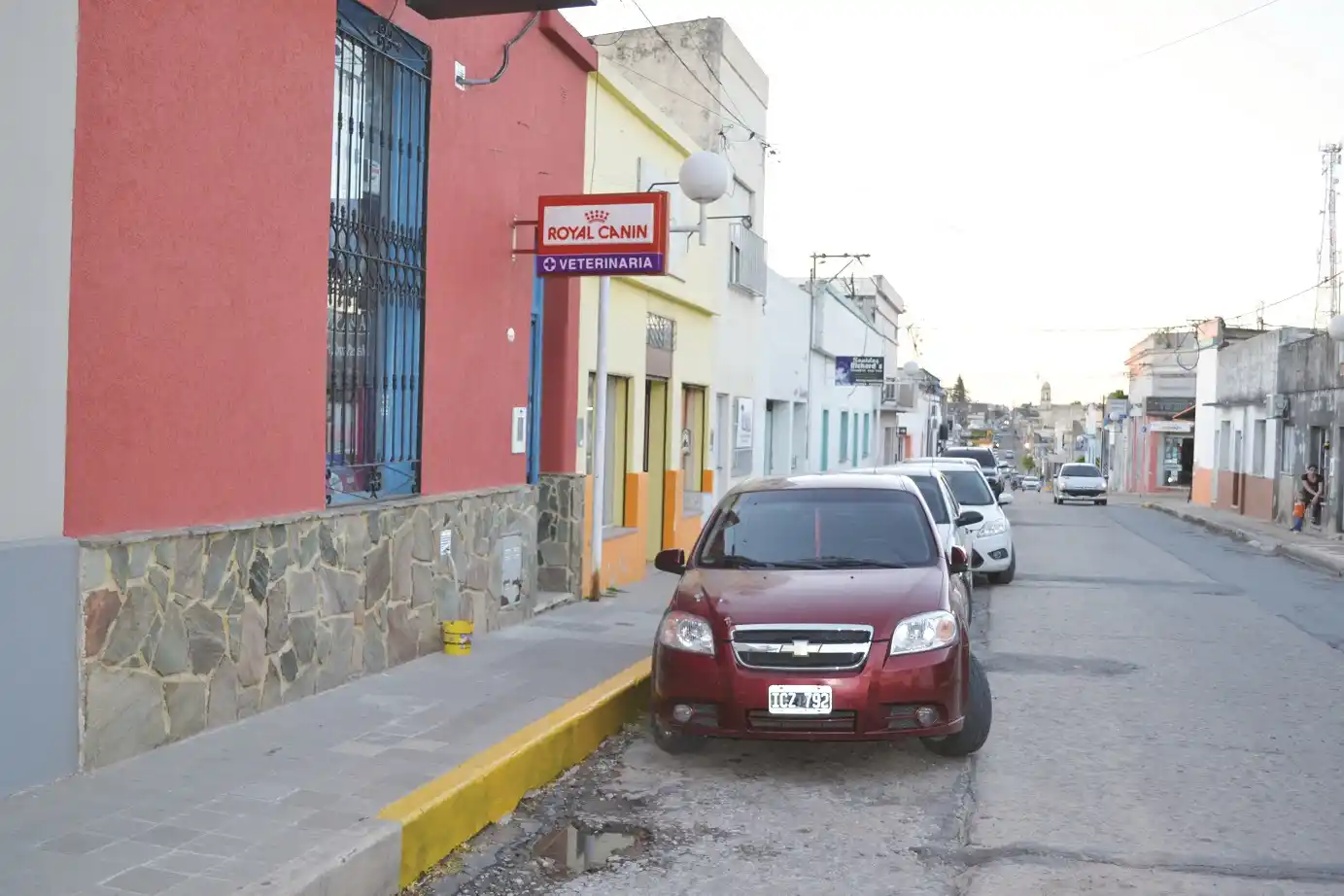 Se delimitó el estacionamiento vehicular exclusivo en veterinarias