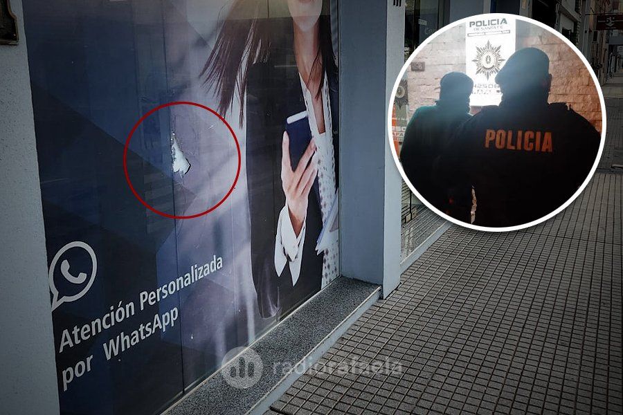 Ataque de furia a metros de Jefatura: rompió un móvil policial y la vidriera de un comercio con un adoquín