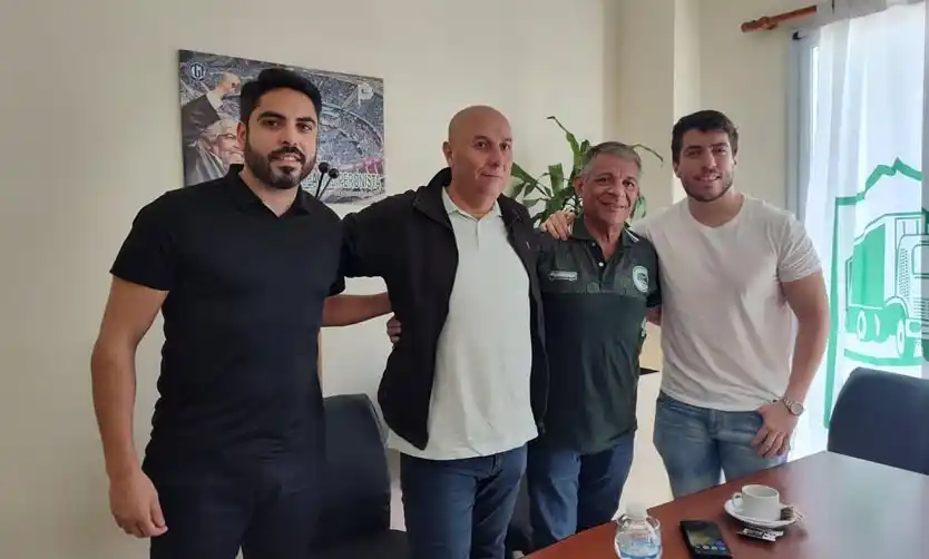 El Sindicato de Camioneros recibió a Hugo Moyano (h) y Jerónimo Moyano