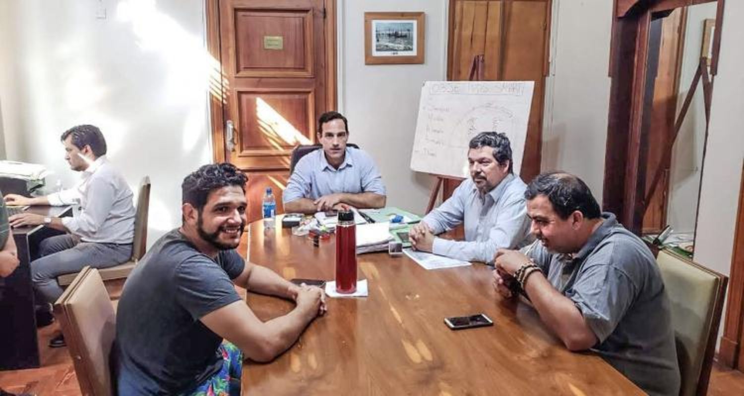 Para evitar conflictos, el gobierno busca una paritaria que “empate la inflación”