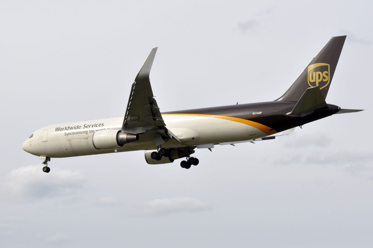 UPS ordena 19 Boeing 767-300F adicionales