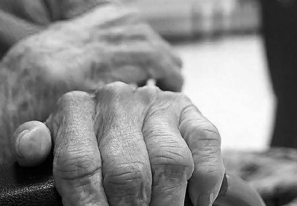 “Si querés tu libertad, firmá acá”