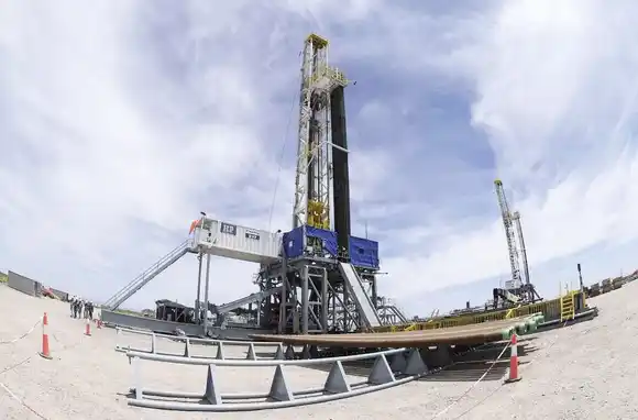 Proyectan para este año la producción de petróleo más alta del siglo y la de gas como la mayor de la historia